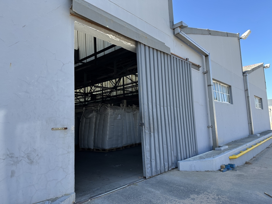 To Let commercial Property for Rent in Dal Josafat Western Cape